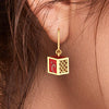 18K cubical gold earrings that with a hint of reddish colour