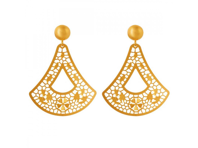 22K Triangular Floral Gold Earrings | Jali Work | PC Chandra Jewellers ...