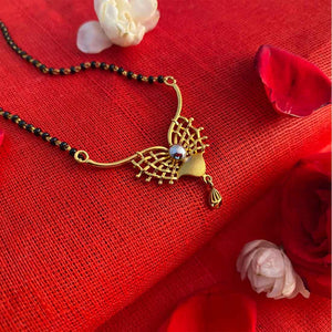 22K Gold Mangalsutra Latticework Heart Design With Pearl Centre