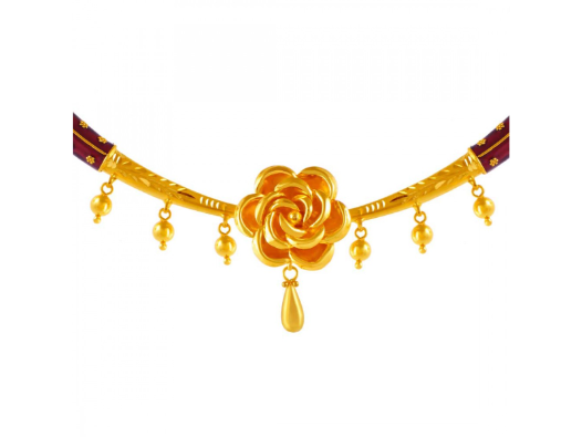 22k Flower shaped choker necklace with a dash of maroon design. 