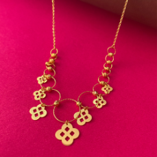 22K gold chain designed with hoops of different sizes and unique floral design 