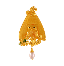 22K exquisite gold pendant in the form of an owl sitting on a branch with flowers